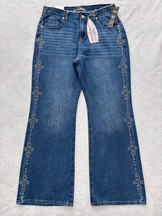 CALI 1850 Mid Rise Stud Boot Cut Frayed Waistband Jean--NWT--11/30 - Picture 4 of 15